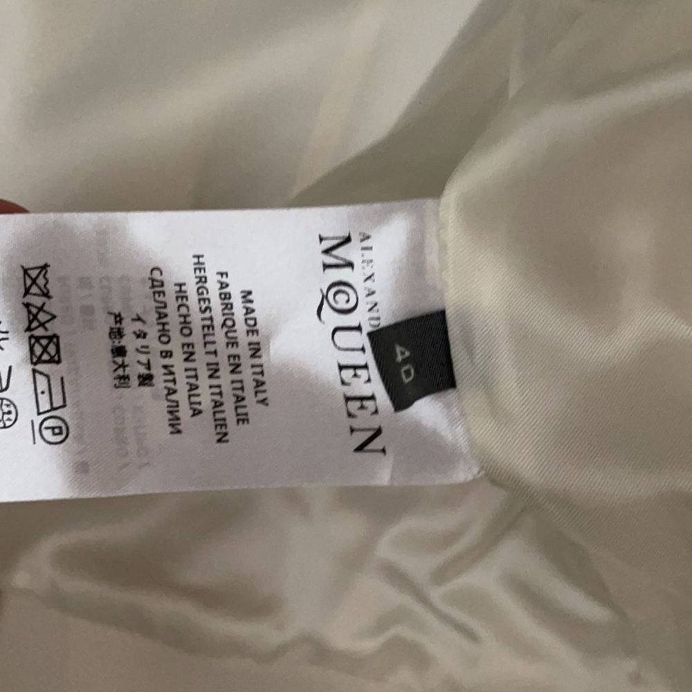 Alexander McQueen Cream One-Button Tailored Blazer - Picture 12 of 12
